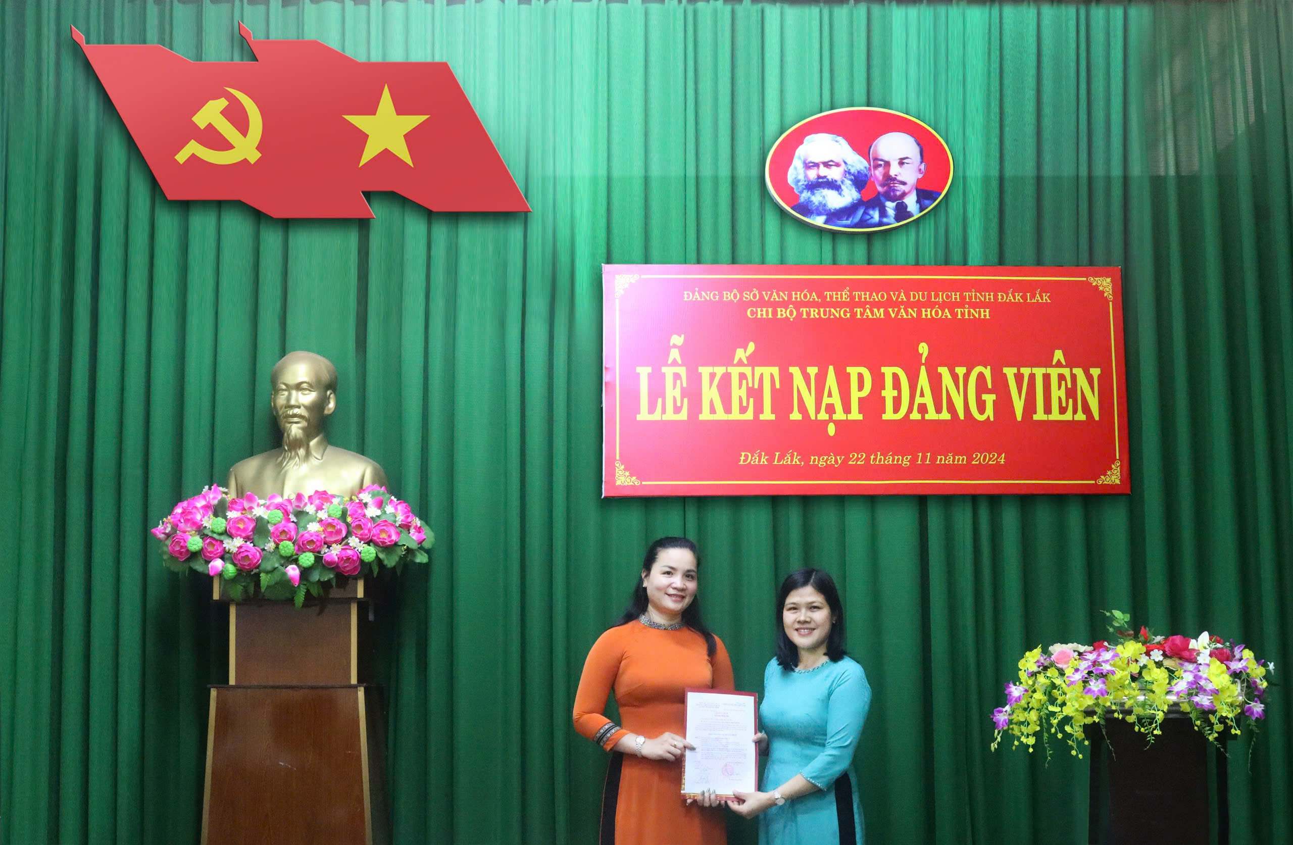 Lễ Kết nạp Đảng viên